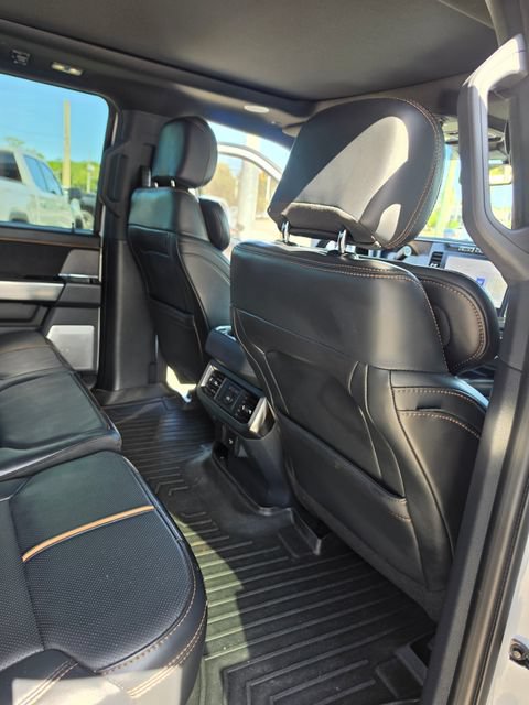 Used 2024 Ford F350 Platinum w/ FX4 Off-Road Package AWD/4WD image 27