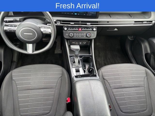 Used 2025 Hyundai Santa Cruz SE image 19