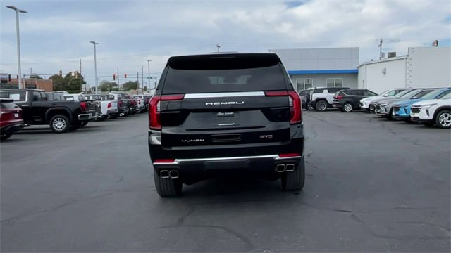 New 2026 GMC Yukon Denali w/ Sun & Power Step Package image 7