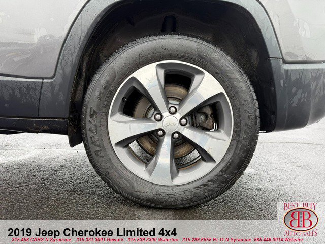 Used 2019 Jeep Cherokee Limited image 8
