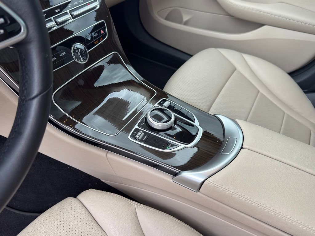 Used 2020 Mercedes-Benz C 300 Sedan image 14