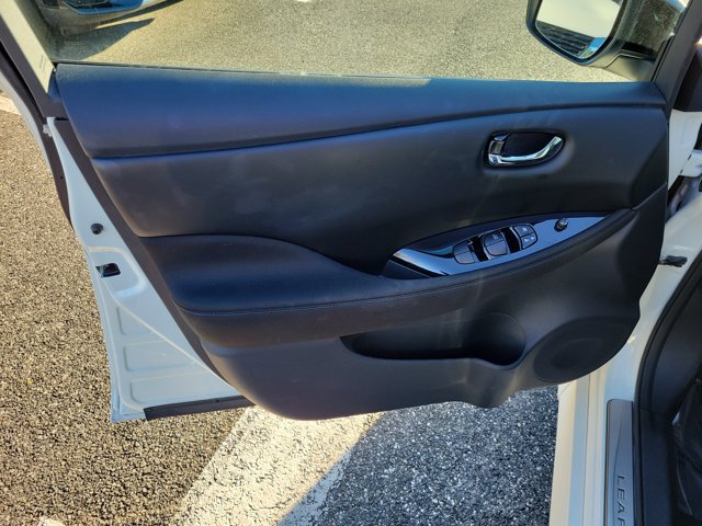 Used 2024 Nissan Leaf SV Plus FWD image 15