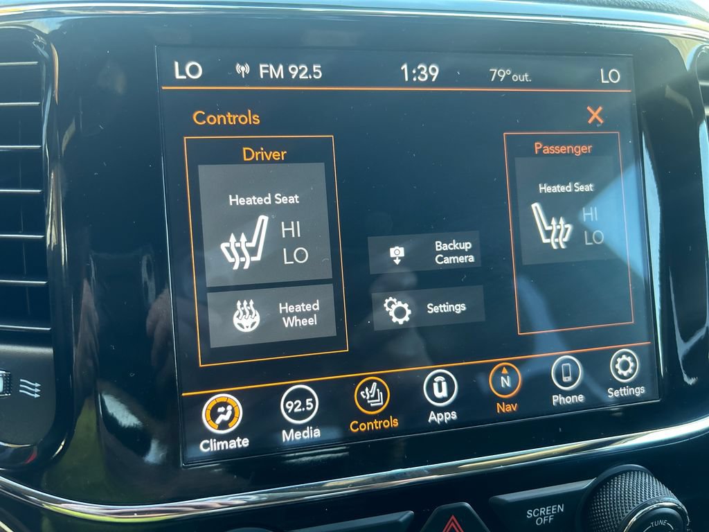 Used 2021 Jeep Grand Cherokee Laredo X AWD/4WD image 31