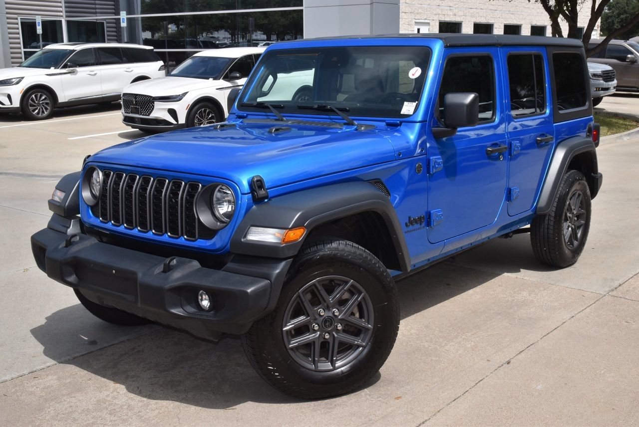 Used 2024 Jeep Wrangler Unlimited Sport AWD/4WD image 41