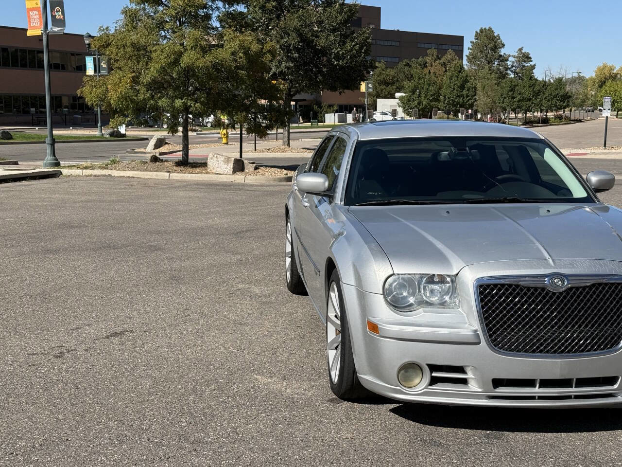 Used 2009 Chrysler 300 SRT8 w/ SRT Option Group II image 4