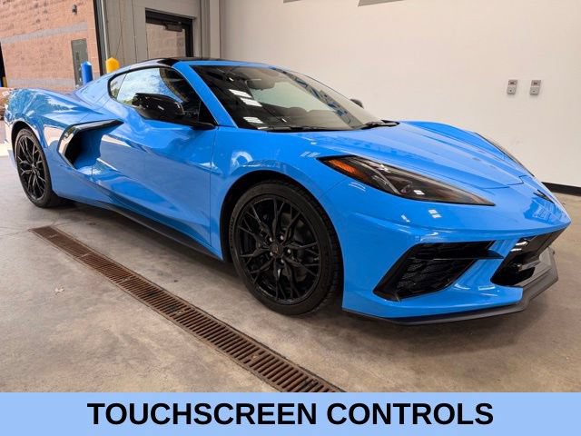Used 2024 Chevrolet Corvette Stingray Premium Cpe w/ Body-Color Dual Roof Package RWD image 2