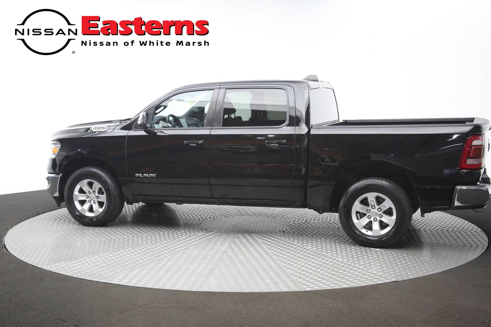 Used 2024 RAM 1500 Laramie RWD image 61