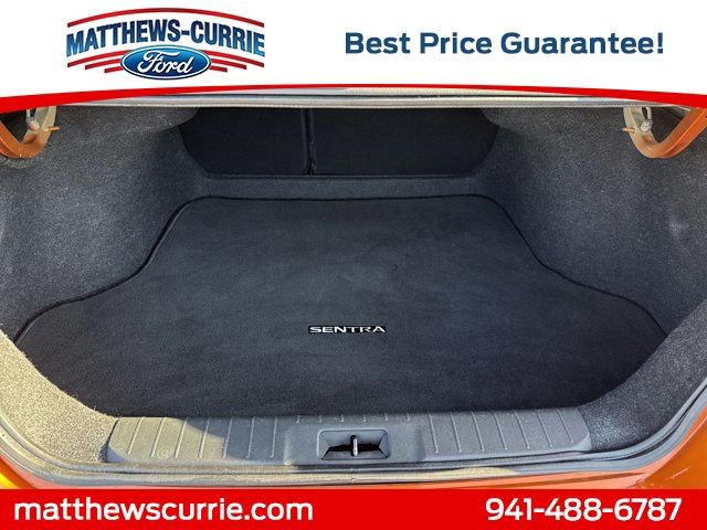 Used 2021 Nissan Sentra SR w/ SR Premium Package FWD image 13