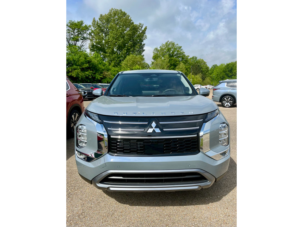 New 2026 Mitsubishi Outlander SE FWD image 1