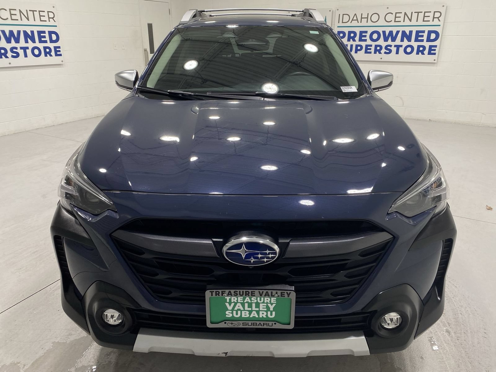 Used 2025 Subaru Outback Touring XT AWD/4WD image 3