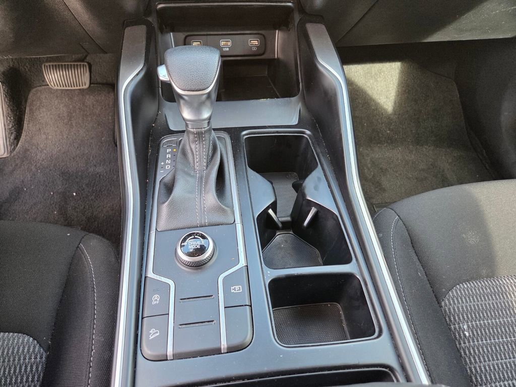 Used 2022 Kia Sorento LX image 27