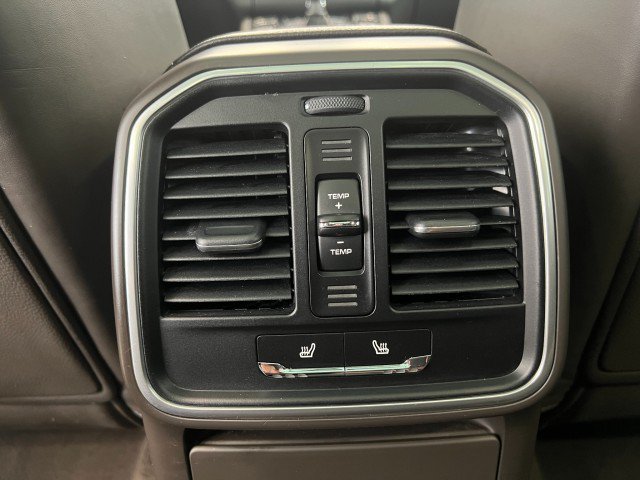 Used 2016 Porsche Macan S AWD/4WD image 36