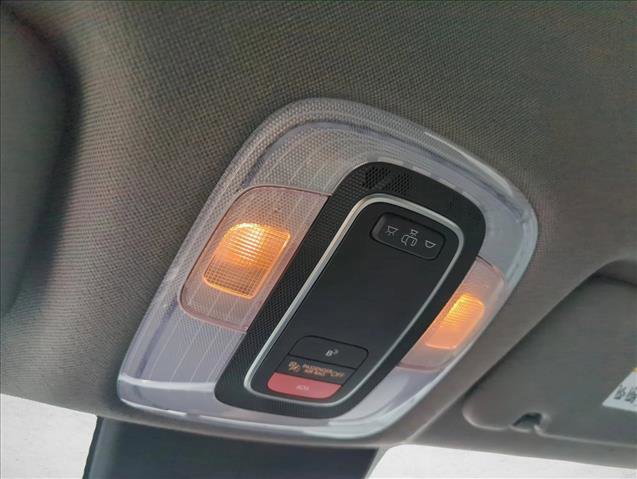 Used 2024 Hyundai Elantra SEL FWD image 14