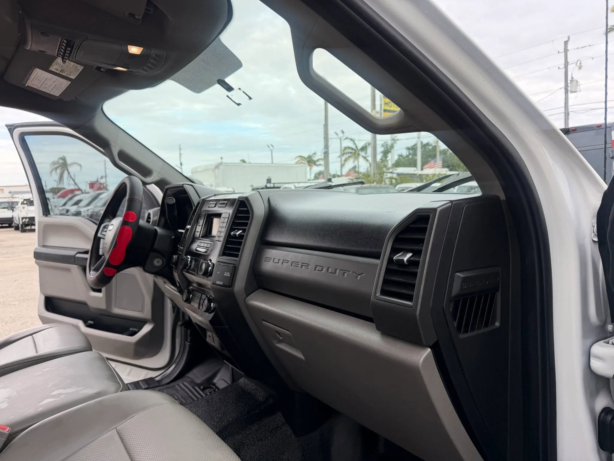 Used 2019 Ford F350 XL w/ Power Equipment Group AWD/4WD image 20
