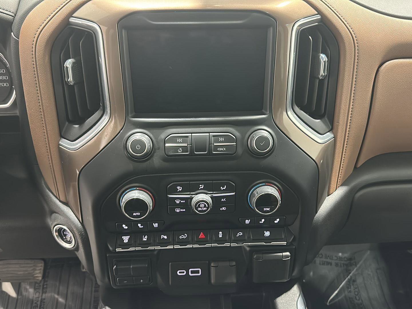 Used 2023 Chevrolet Silverado 2500 High Country image 10