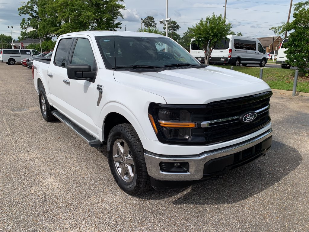 Used 2025 Ford F150 XLT w/ Equipment Group 301A Standard