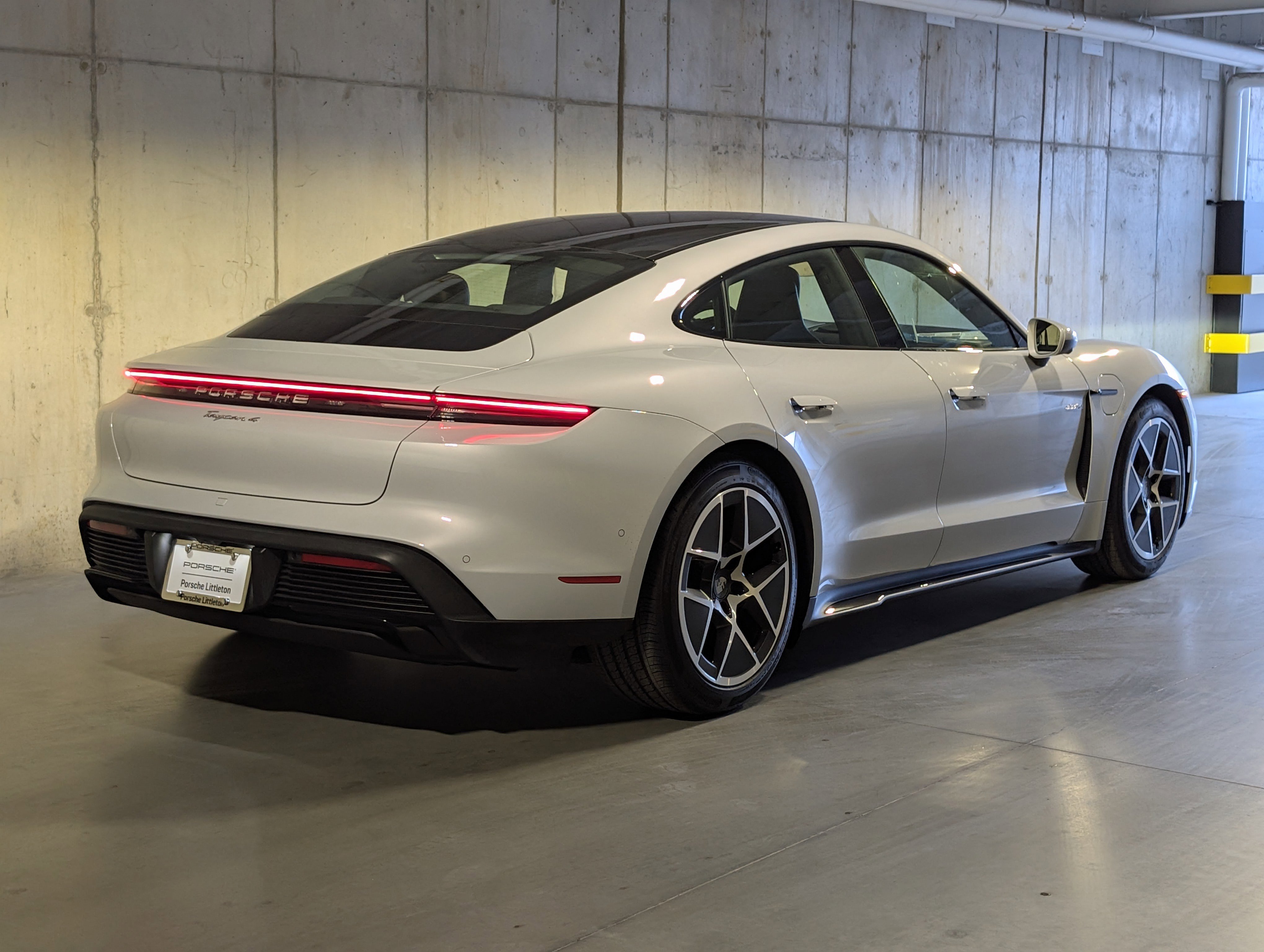 New 2026 Porsche Taycan image 11