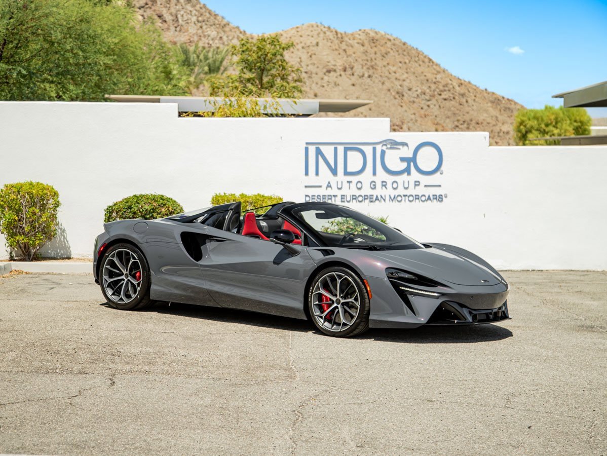 New 2025 McLaren Artura Spider image 5