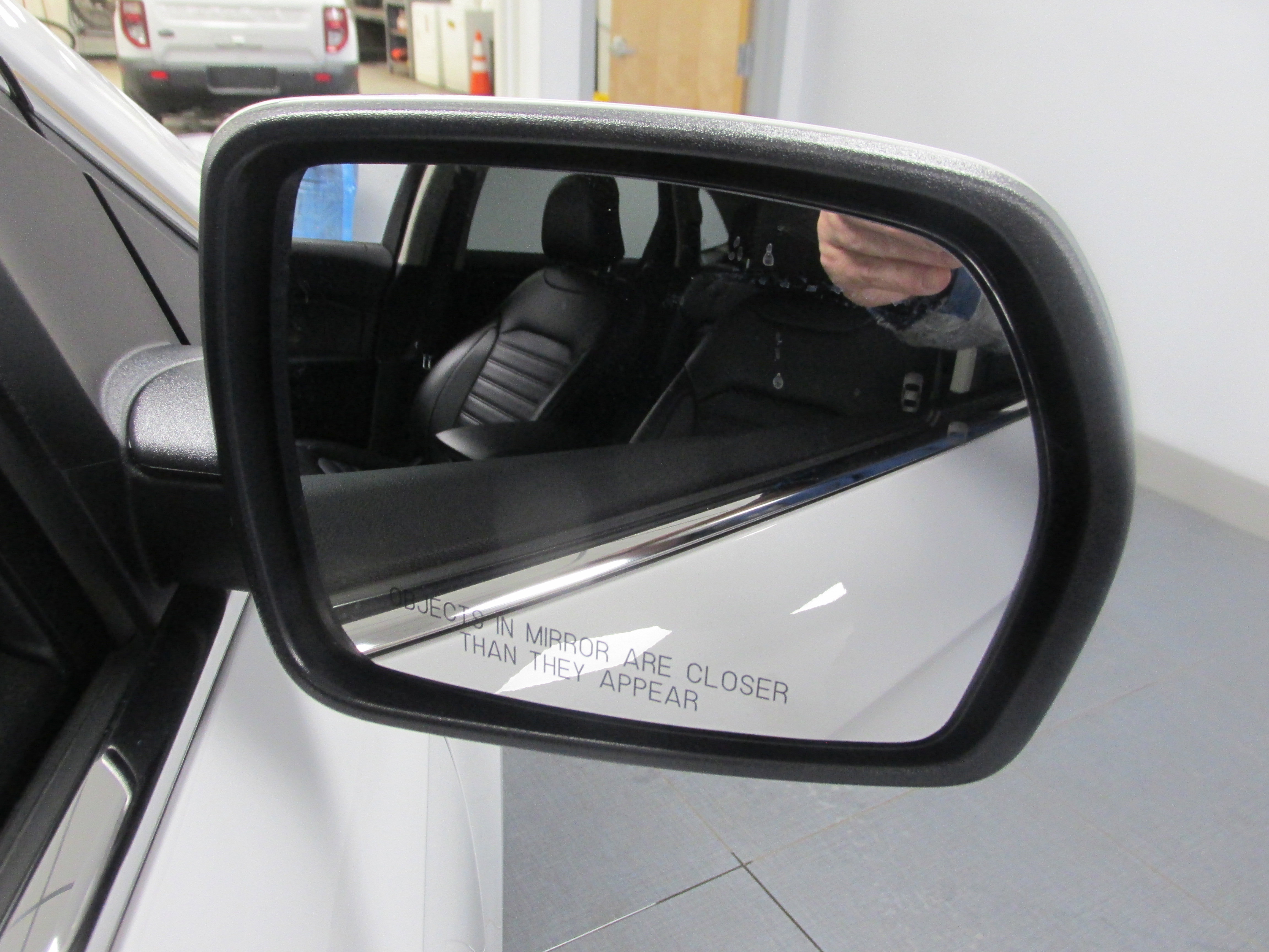 Used 2023 Ford Edge SEL w/ Convenience Package image 16