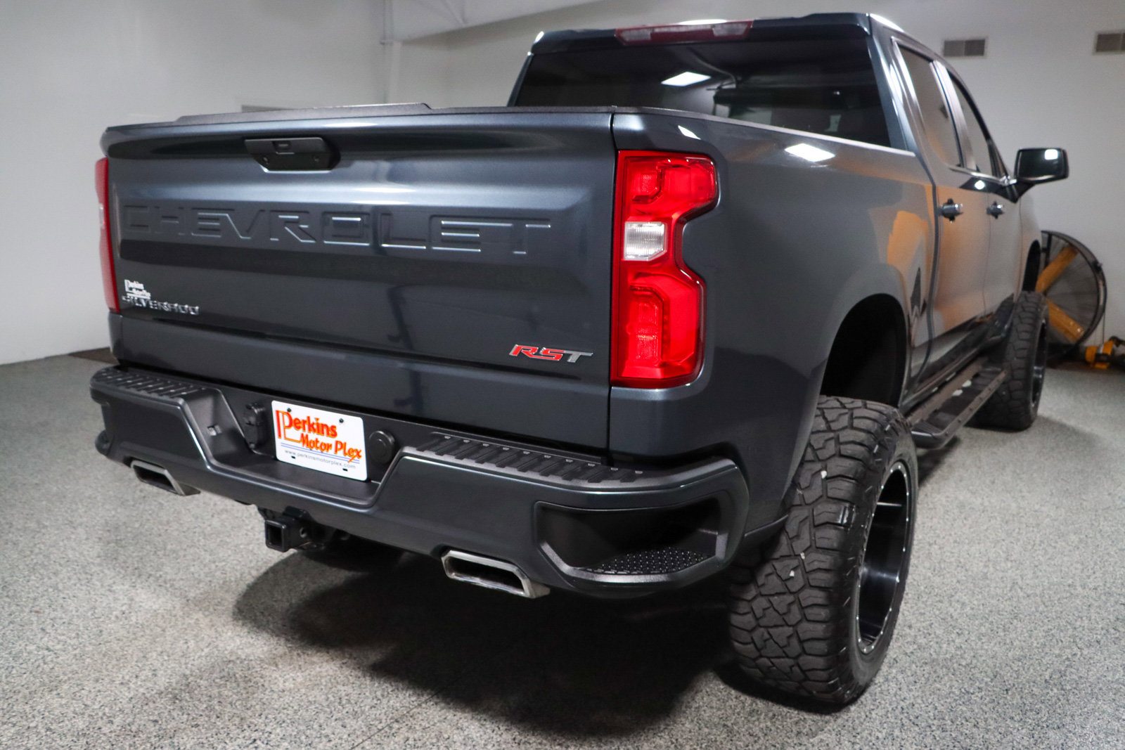 Used 2019 Chevrolet Silverado 1500 RST AWD/4WD image 7