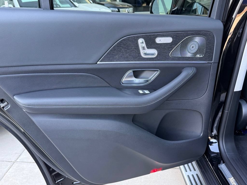 New 2026 Mercedes-Benz GLS 450 4MATIC image 25