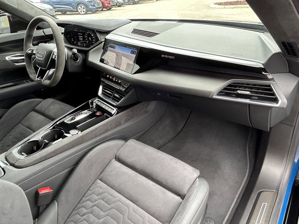 Used 2024 Audi RS e-tron GT w/ Carbon Performance Package AWD/4WD image 55
