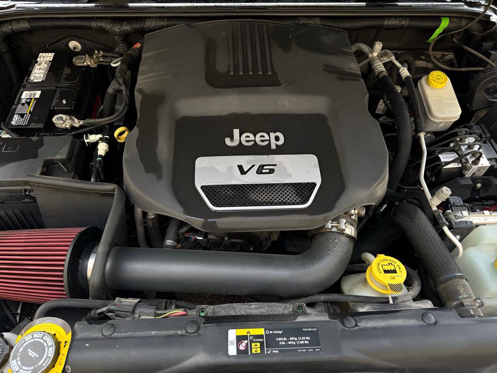 Used 2017 Jeep Wrangler Unlimited Sport AWD/4WD image 10