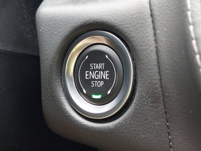 Used 2024 Chevrolet Suburban Z71 w/ Luxury Package AWD/4WD image 32