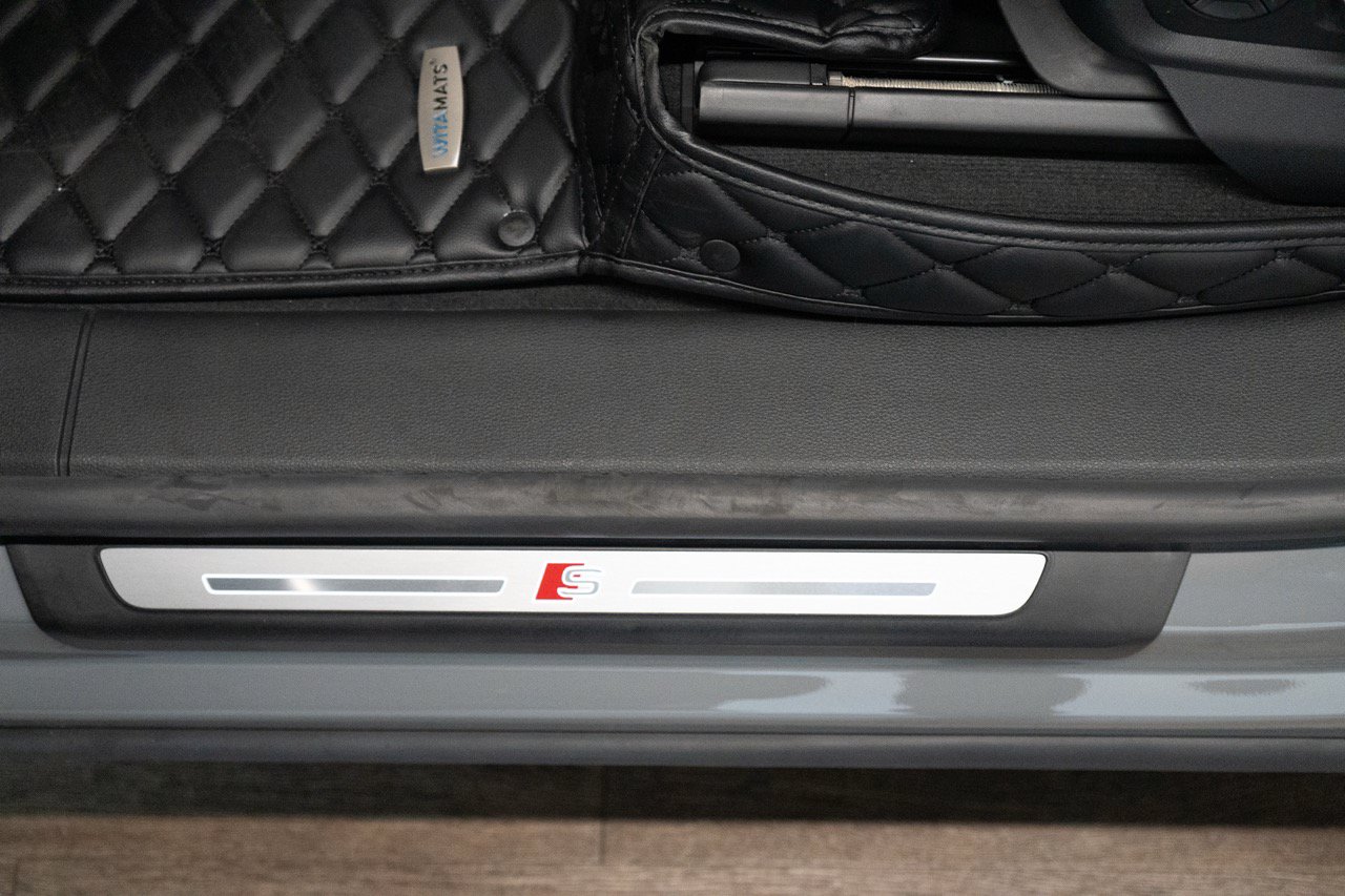 Used 2023 Audi SQ8 Prestige AWD/4WD image 48