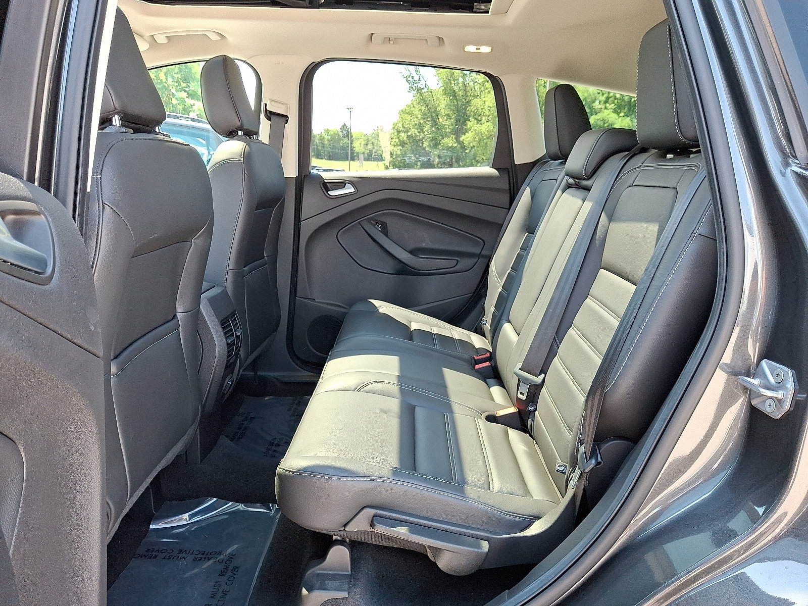Used 2019 Ford Escape SEL AWD/4WD image 10