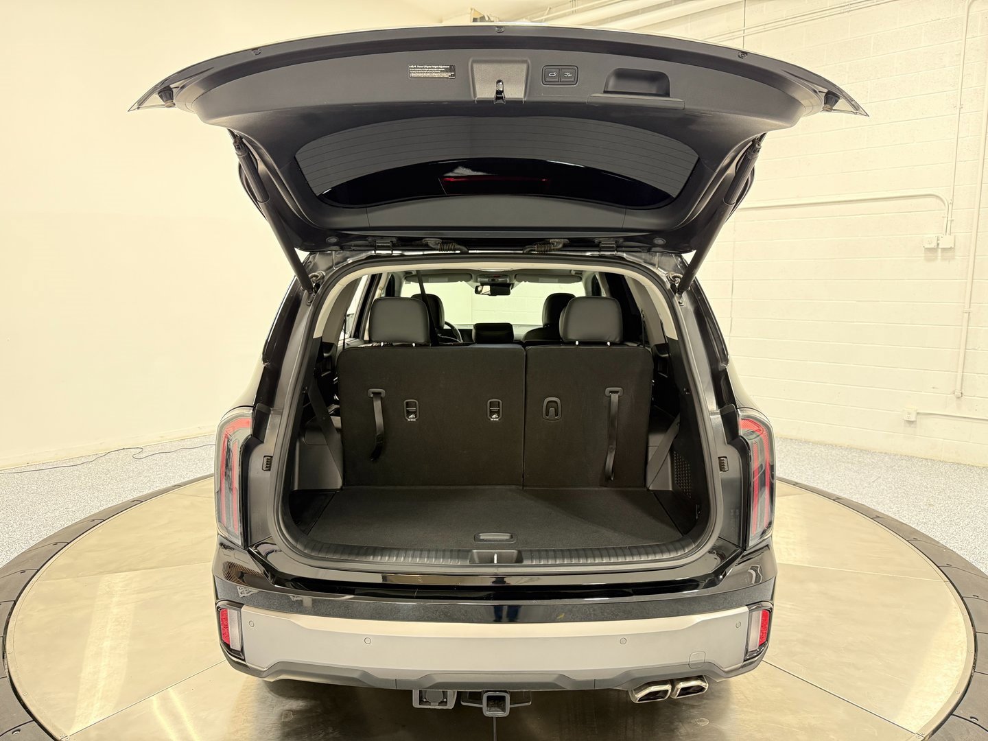 Used 2025 Kia Telluride EX image 56