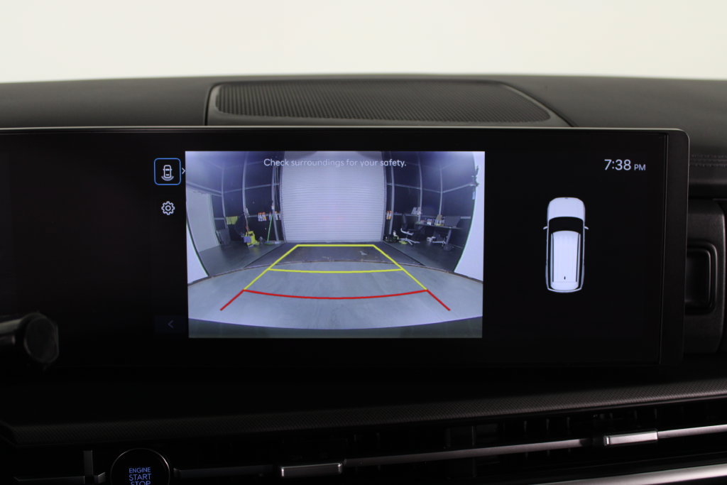 Certified 2025 Hyundai Santa Fe SEL FWD image 30