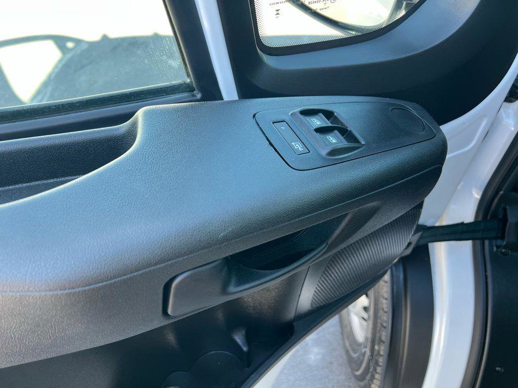 Used 2024 RAM ProMaster 2500 image 16