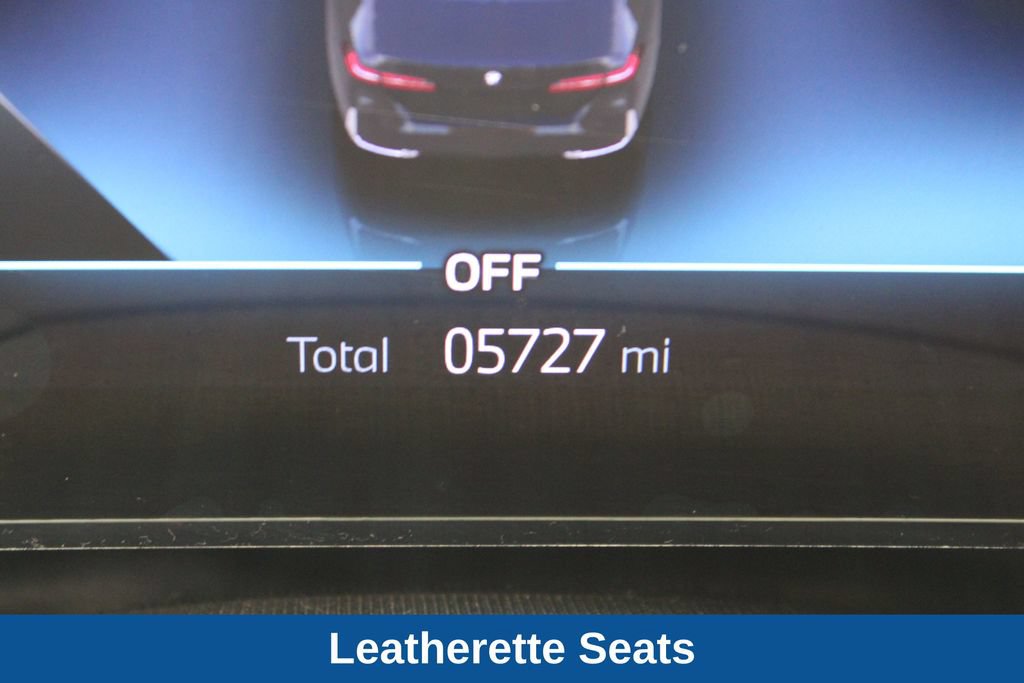 Used 2026 BMW 540i xDrive AWD/4WD image 3