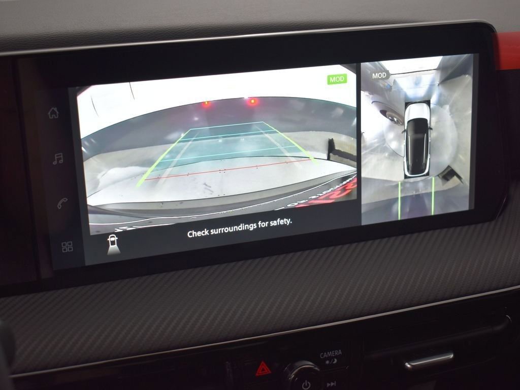 New 2026 Nissan Kicks SR w/ Cold Weather Package image 32