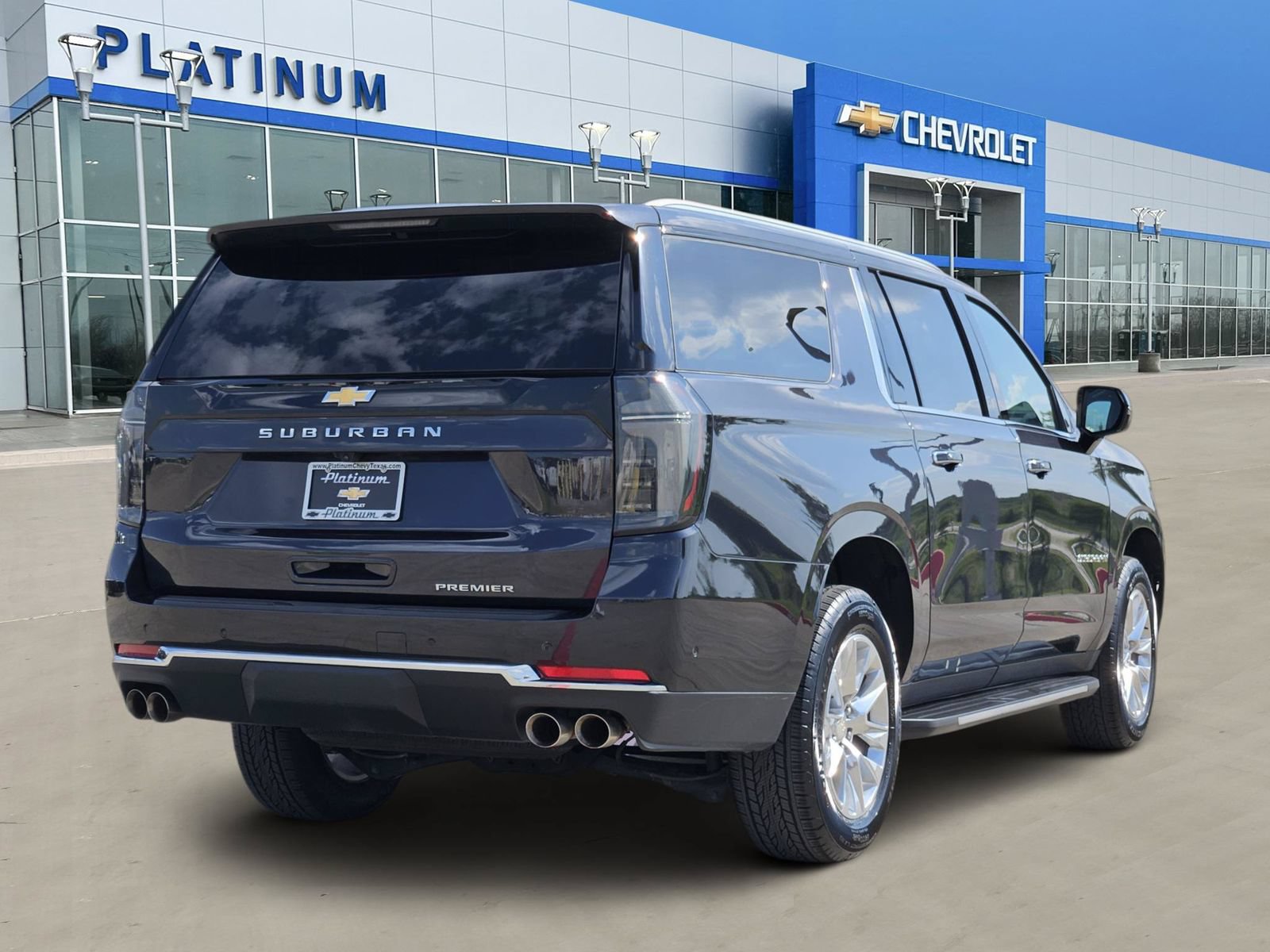 Certified 2025 Chevrolet Suburban Premier AWD/4WD image 5