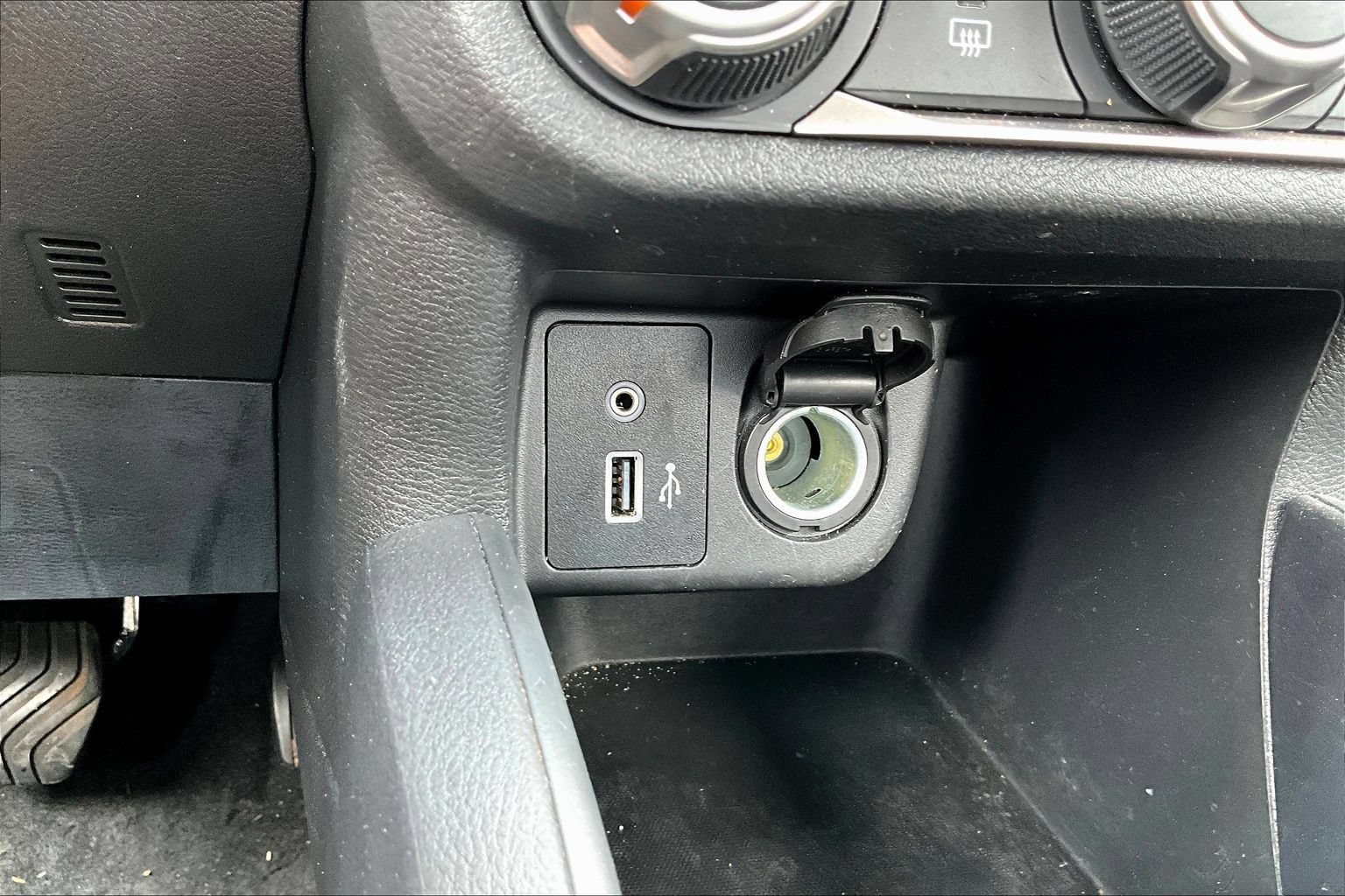 Used 2024 Nissan Versa S w/ S Plus Package FWD image 14