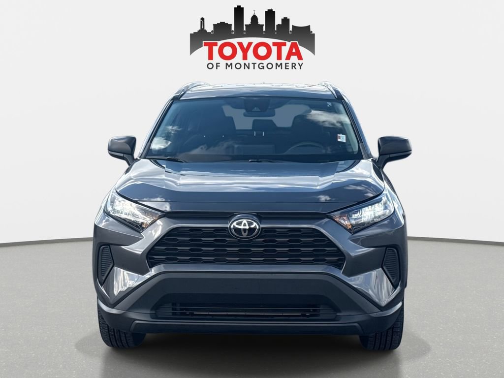 Used 2021 Toyota RAV4 LE image 8