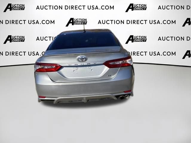 Used 2020 Toyota Camry SE image 6