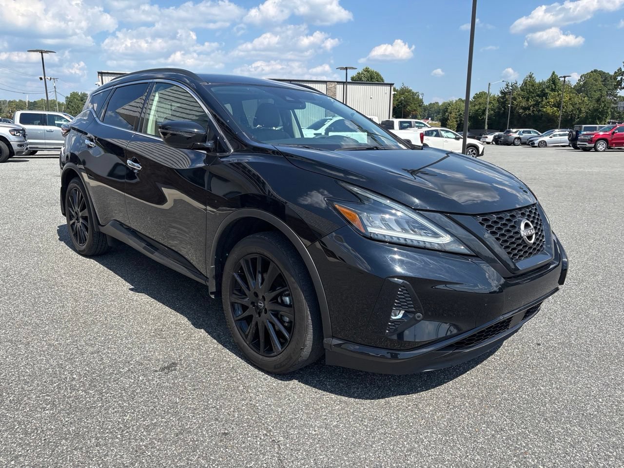 Used 2024 Nissan Murano SV w/ SV Midnight Edition Package FWD image 11