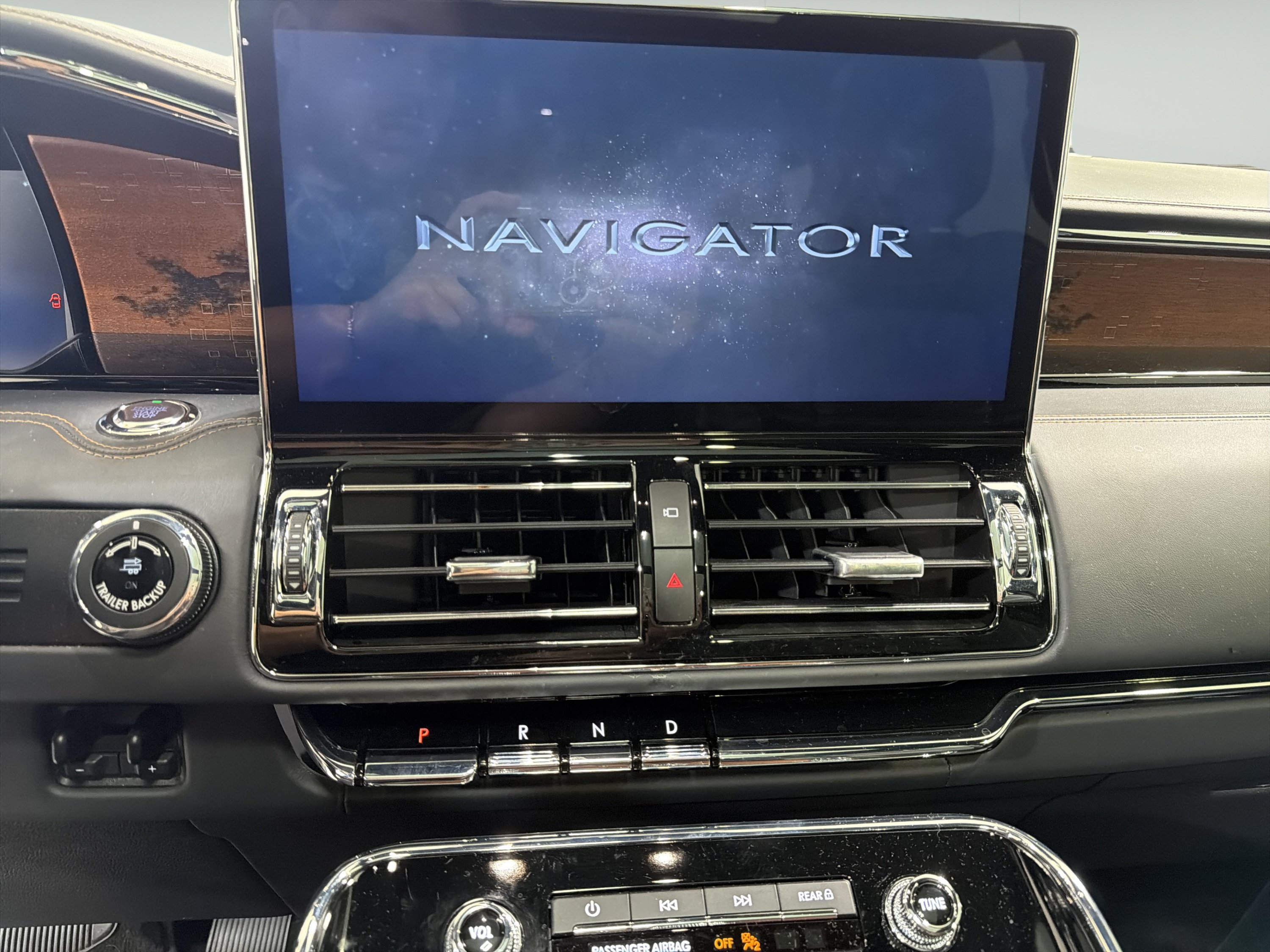 Used 2024 Lincoln Navigator L Black Label AWD/4WD image 19