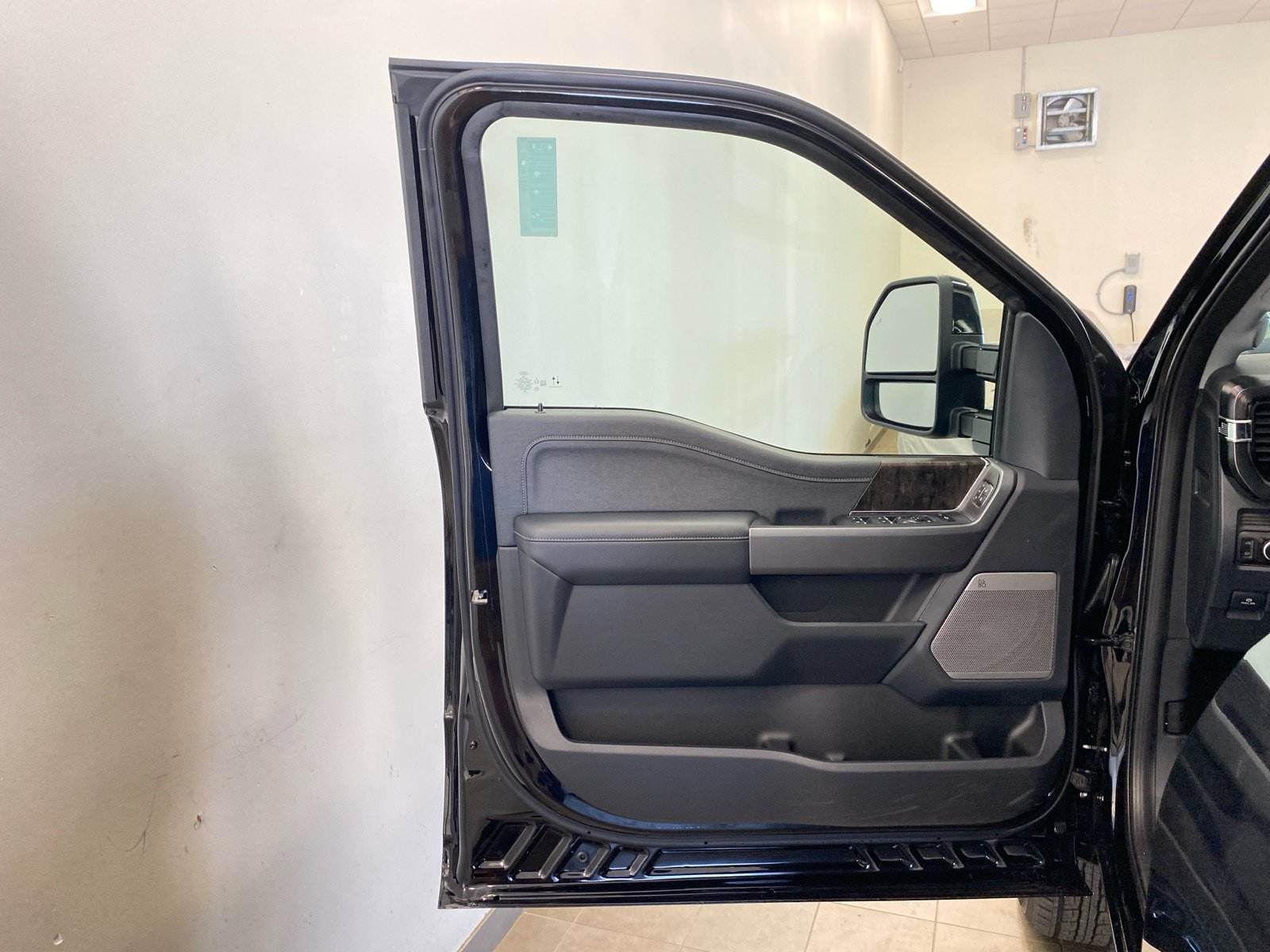 New 2026 Ford F250 Lariat AWD/4WD image 13
