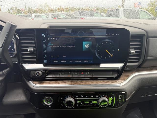 Used 2022 Chevrolet Silverado 1500 LT image 40