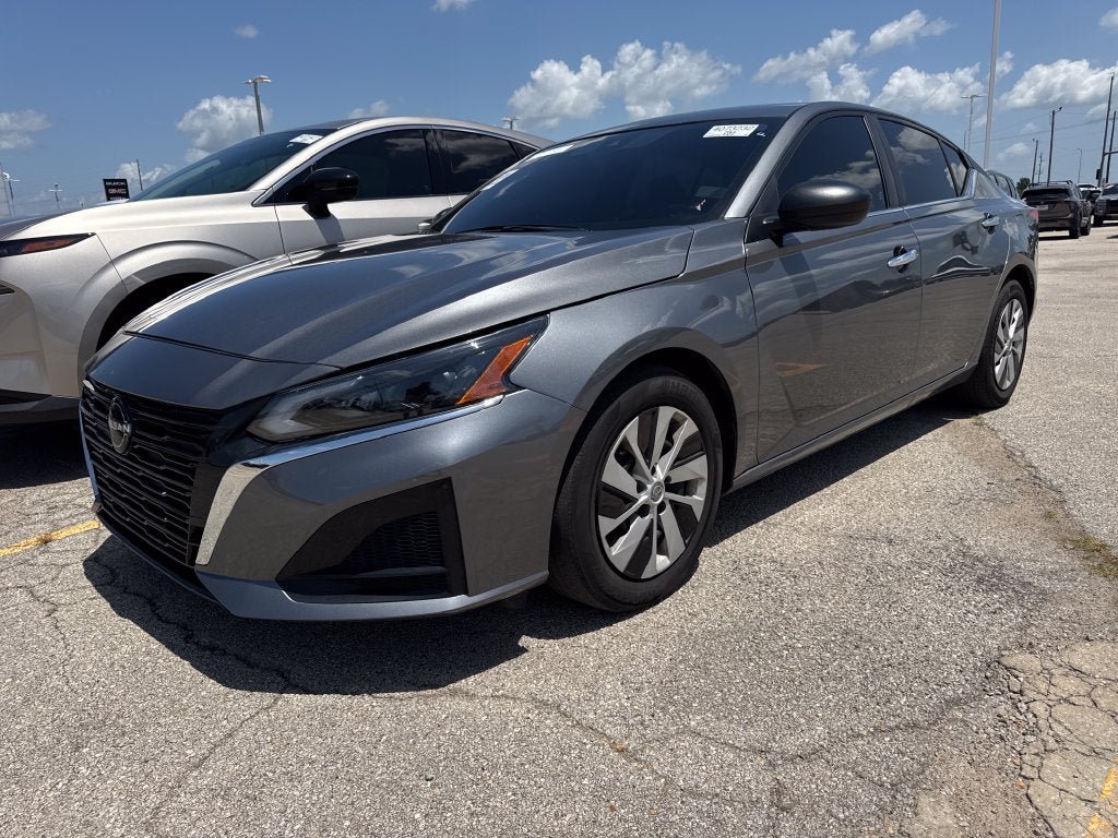 Used 2025 Nissan Altima 2.5 S FWD 360° Tour