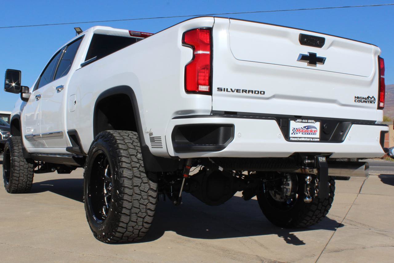 Used 2026 Chevrolet Silverado 3500 High Country w/ High Country Premium Package AWD/4WD image 39