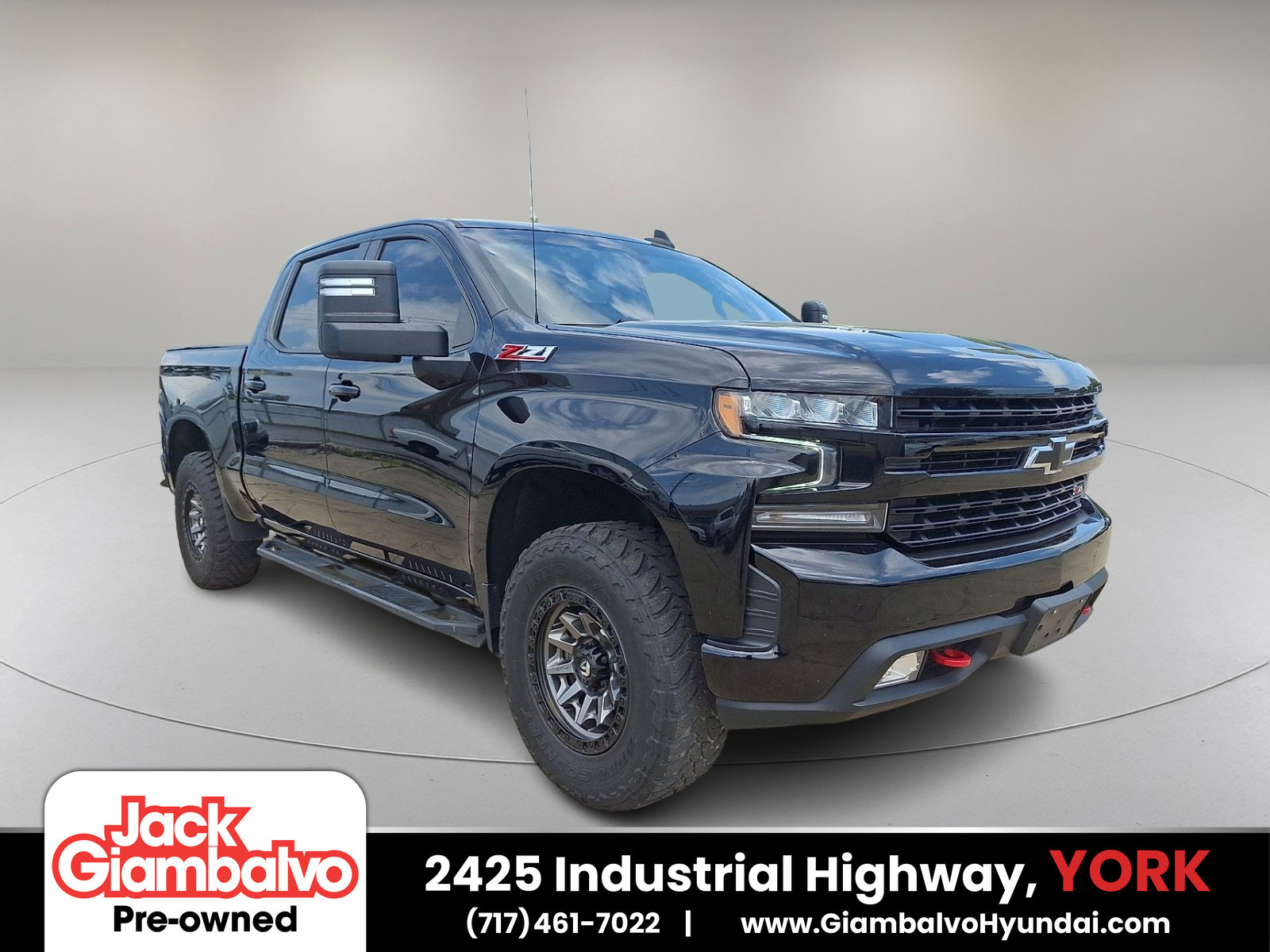 Used 2021 Chevrolet Silverado 1500 LT Trail Boss w/ Convenience Package II AWD/4WD image 1