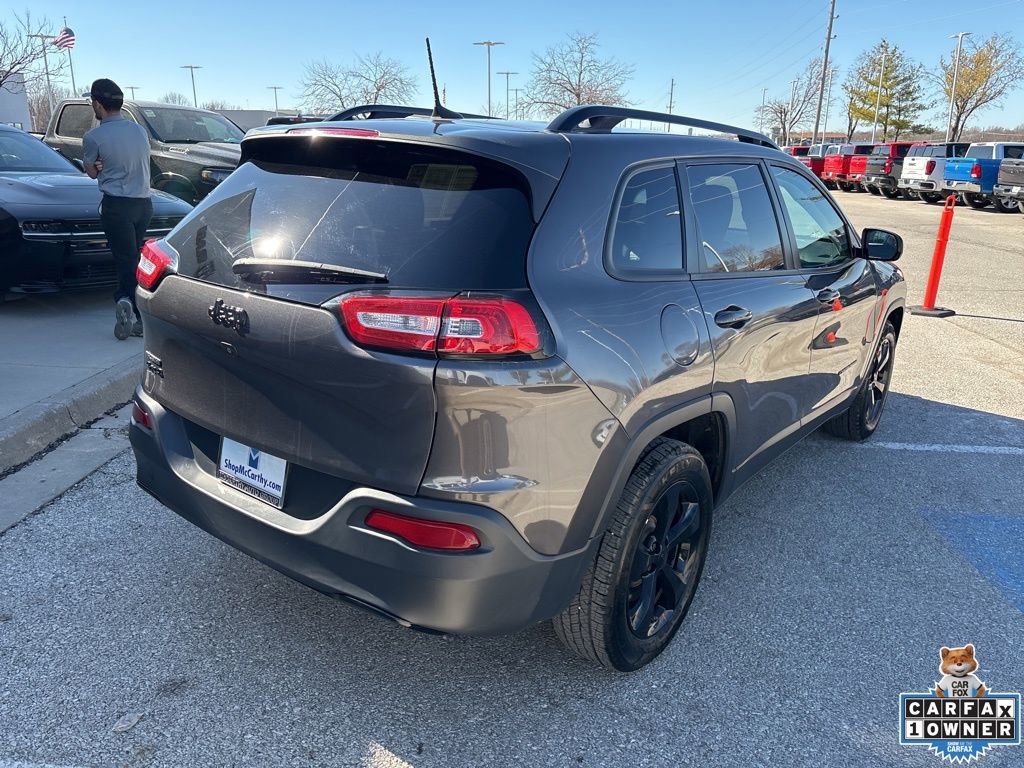 Used 2018 Jeep Cherokee Latitude w/ Altitude Package image 23