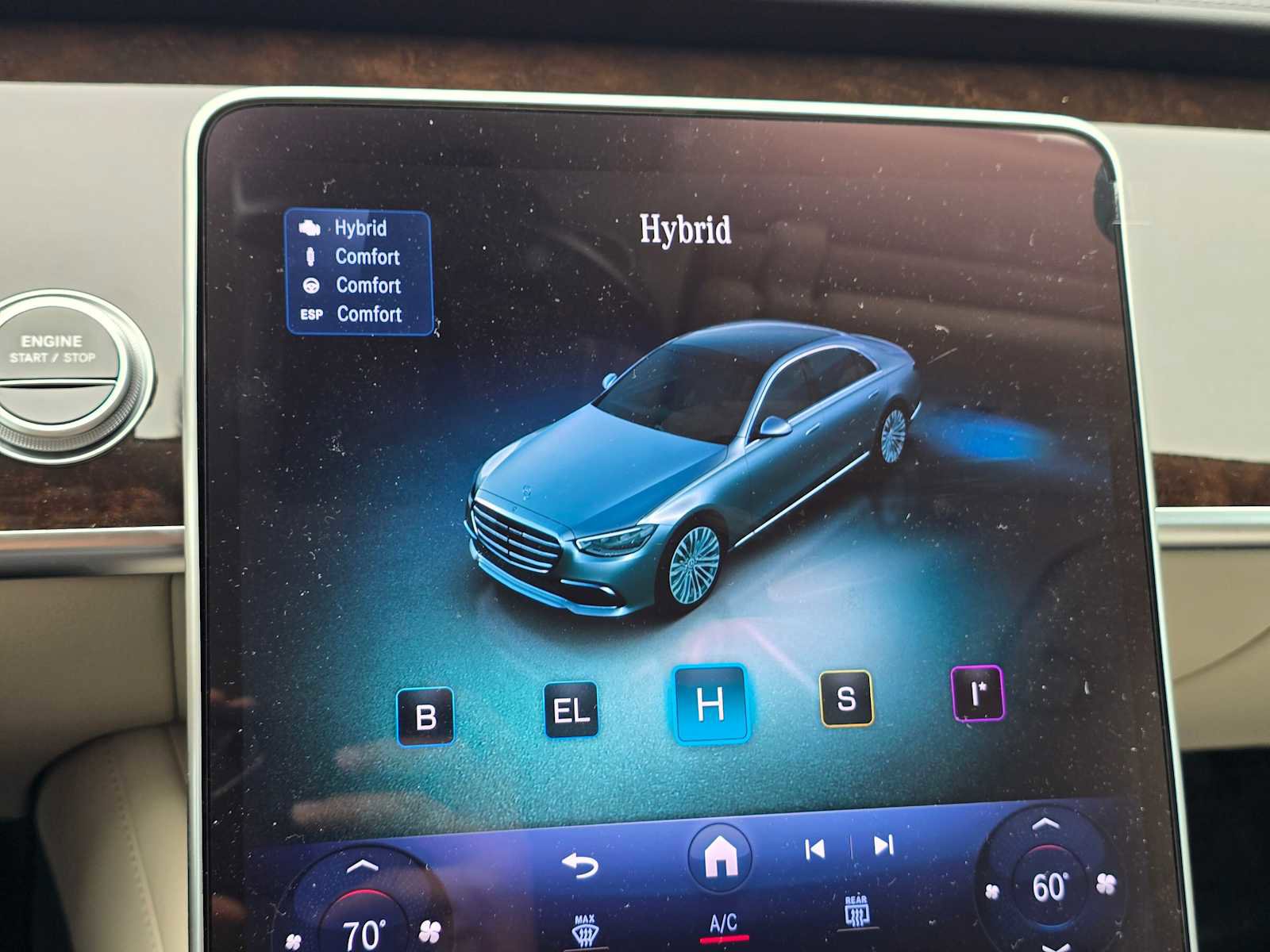 Used 2024 Mercedes-Benz S 580e 4MATIC Sedan image 33