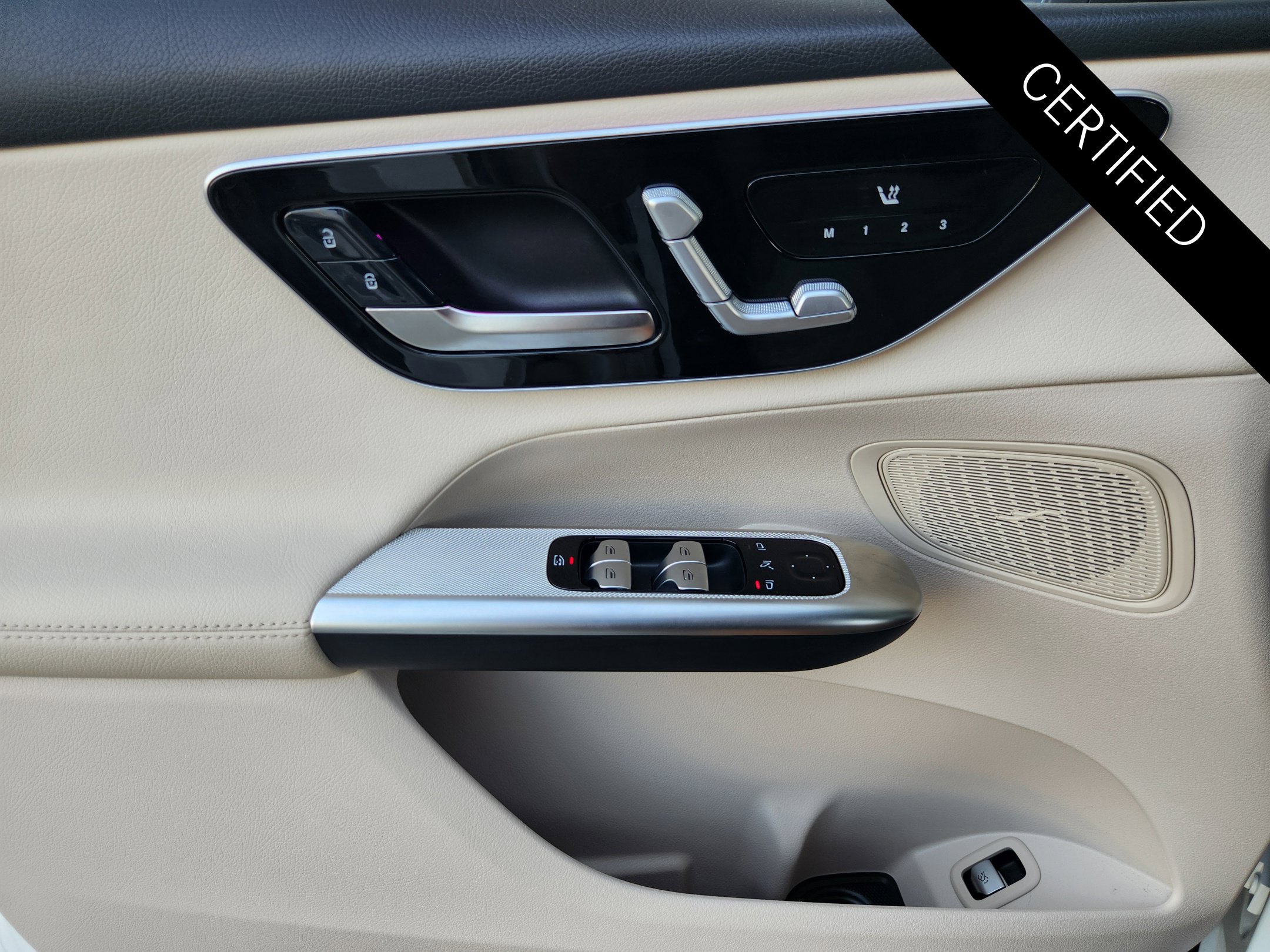 Certified 2026 Mercedes-Benz GLC 300 image 24