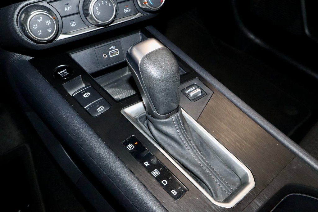 Certified 2025 Nissan Kicks S image 31